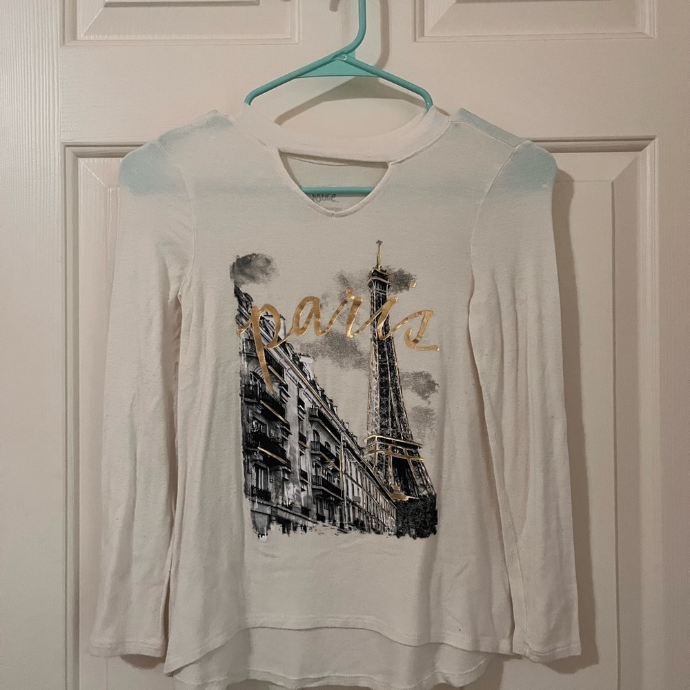 Thin warm justices shirt never been worn verry soft